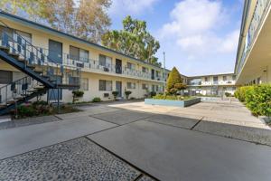 featured image of 731 N Azusa Ave