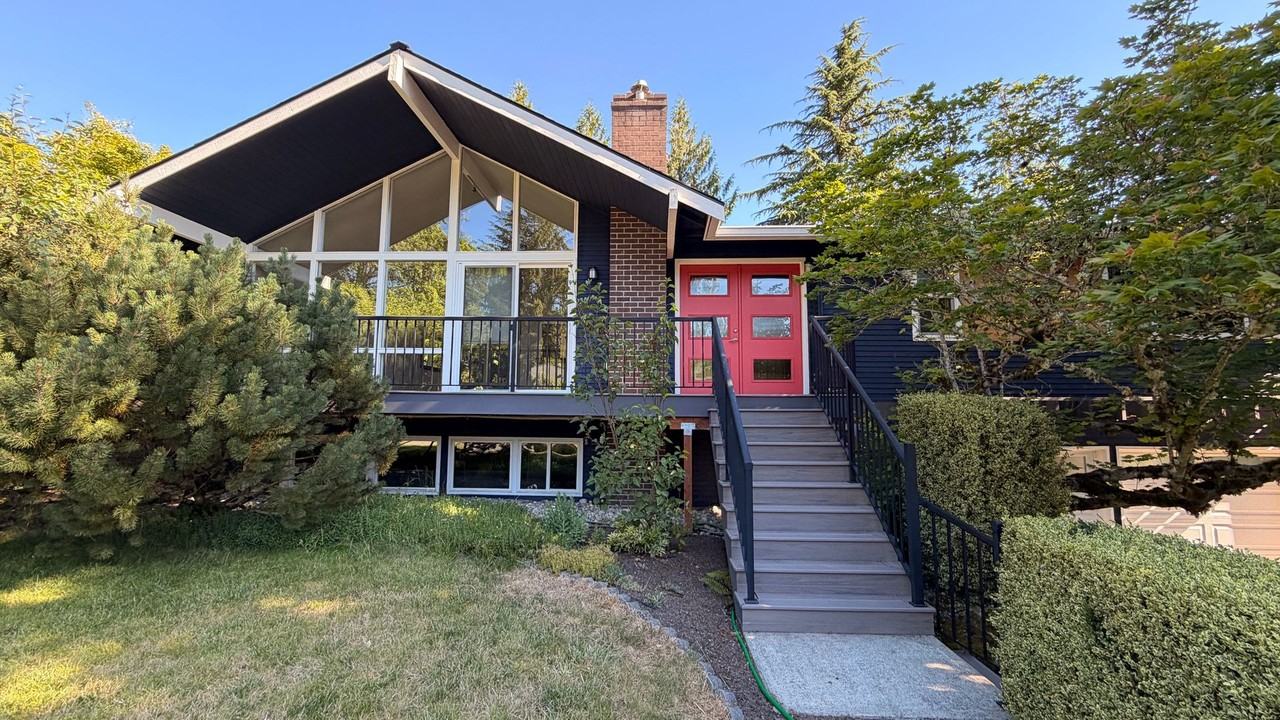 17420 Ne 11th St - Photo 2 of 29