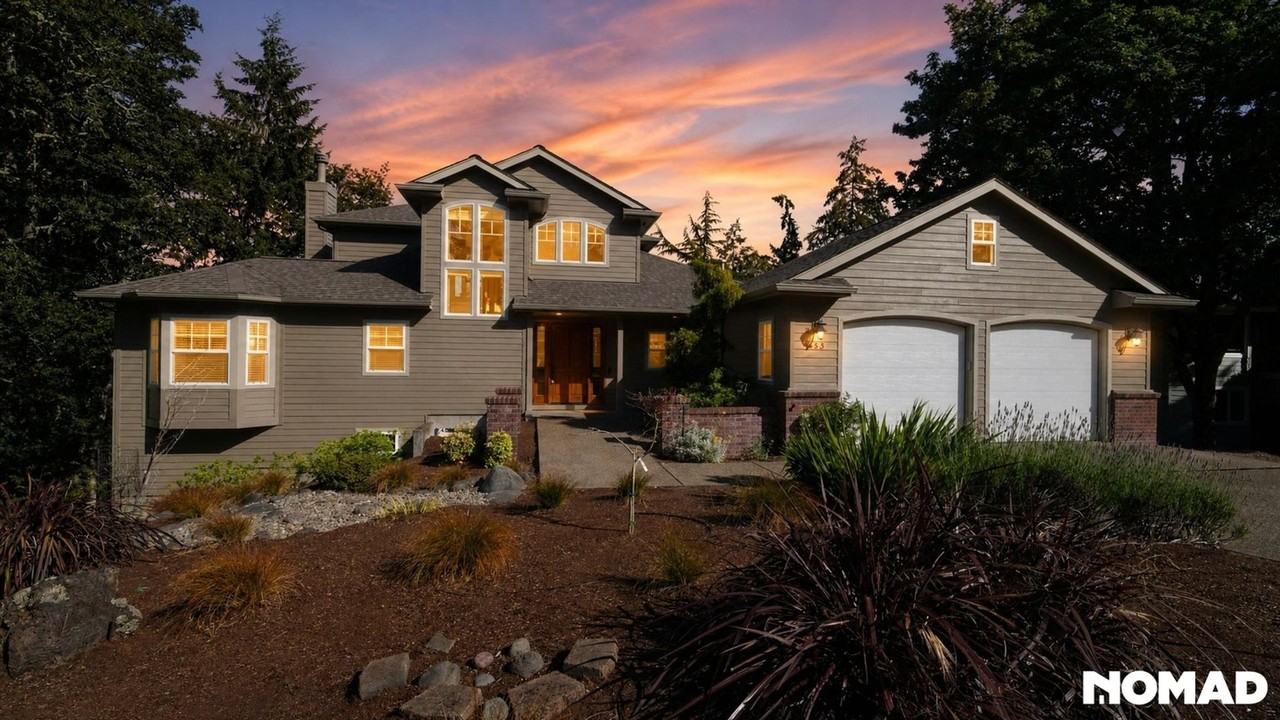 453 Dellwood Dr - Photo 4 of 43