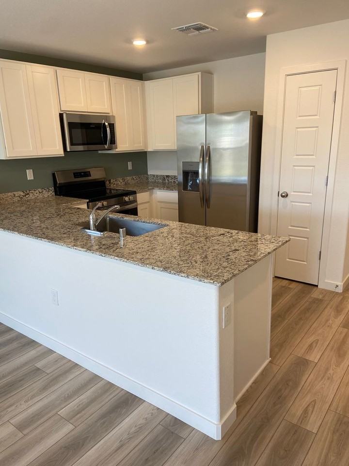 4454 Greenshank Way - Photo 6 of 18