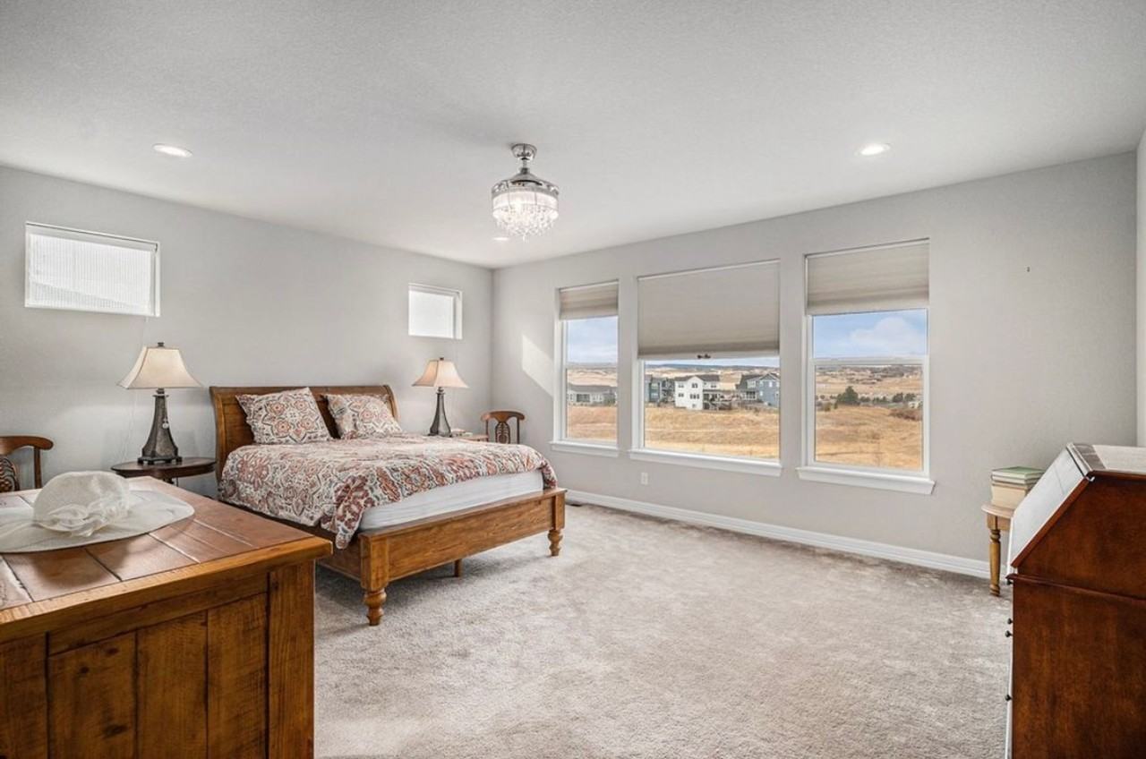 255 Rogers Ct - Photo 5 of 16