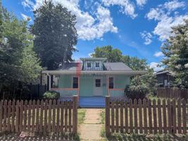 featured image of 802 Elliott Ave