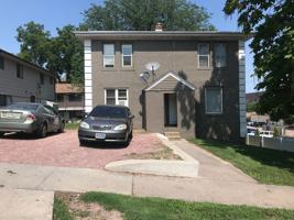 featured image of 426 W 6th St