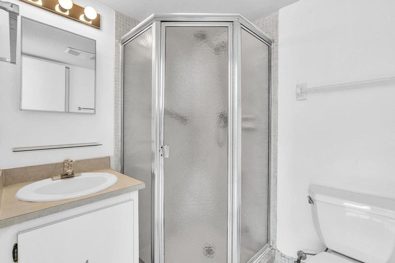 13721 Flora Pl #D - Photo 5 of 27