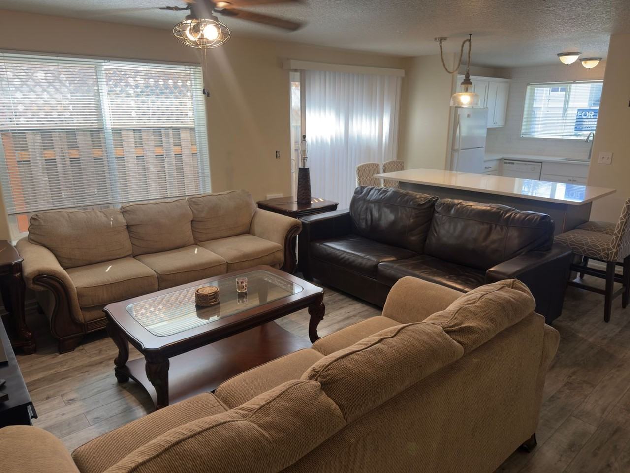 2327 E Sam Parrett Dr - Photo 4 of 23