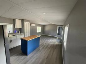 4605 Ne 167th Pl - Photo 1 of 1