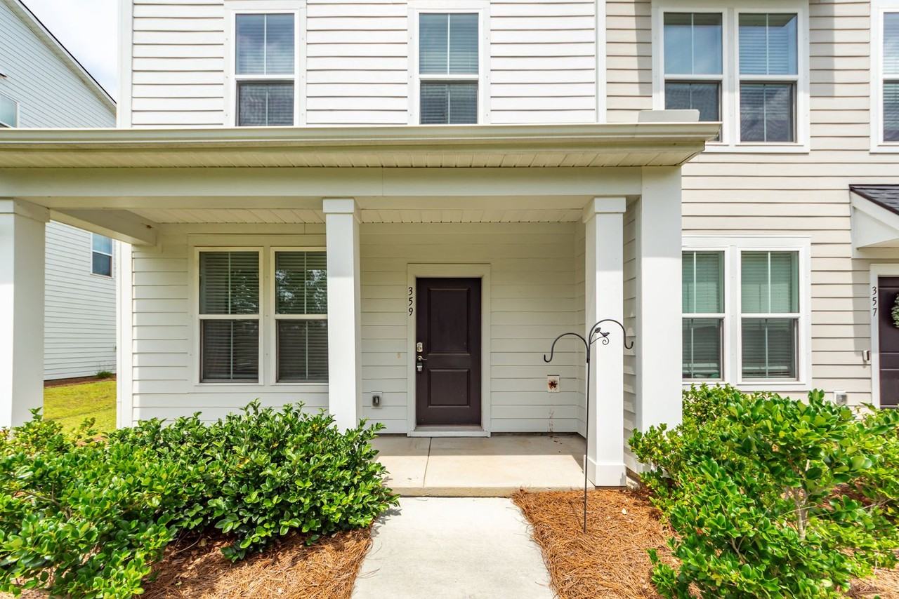 359 Herty Park Dr - Photo 2 of 44