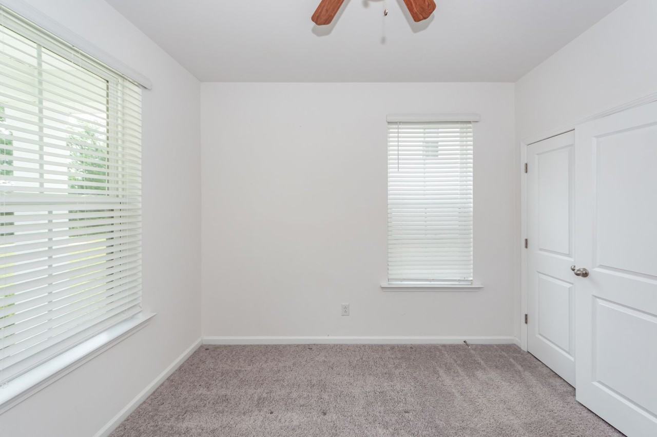 359 Herty Park Dr - Photo 6 of 44