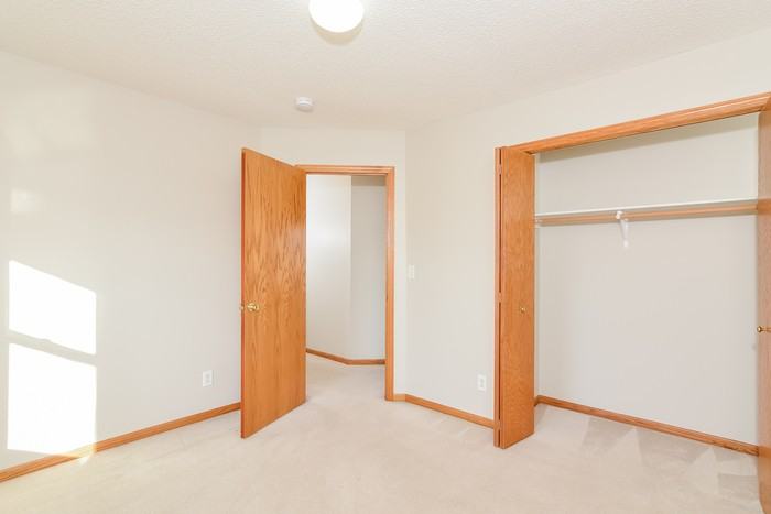 9290 Creek Way - Photo 5 of 9