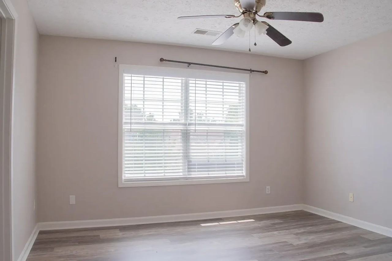 10705 Elkington Ln - Photo 6 of 27