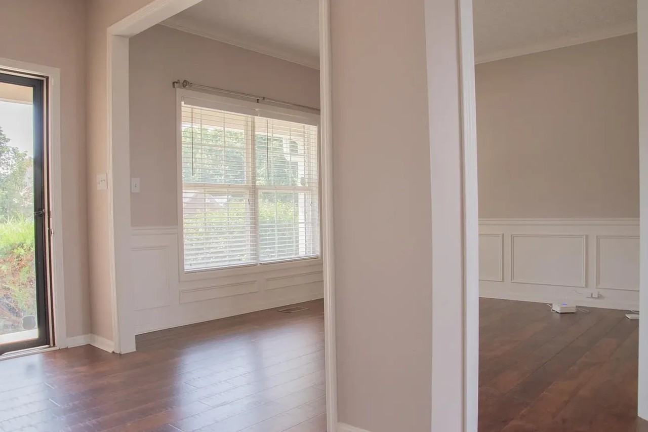 10705 Elkington Ln - Photo 7 of 27