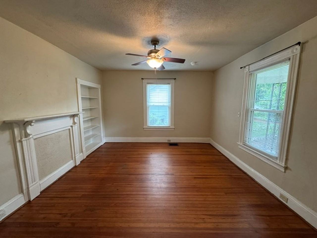 2825 Triangle Pl - Photo 3 of 9