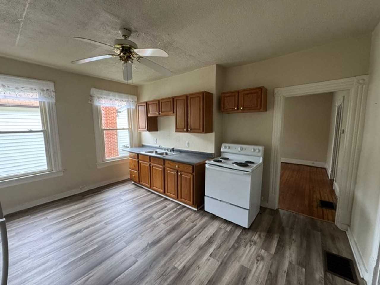 2825 Triangle Pl - Photo 7 of 9