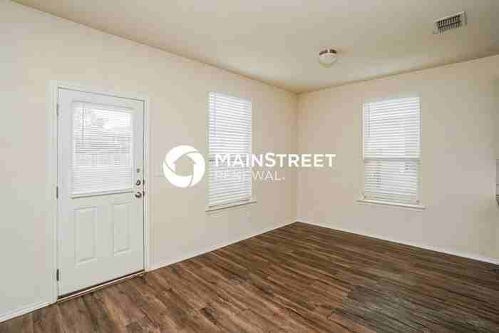 163 Laurel Grace Ln - Photo 6 of 18