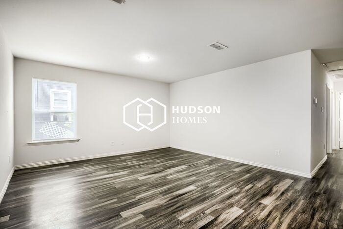 405 S 15th St #A - Photo 3 of 14