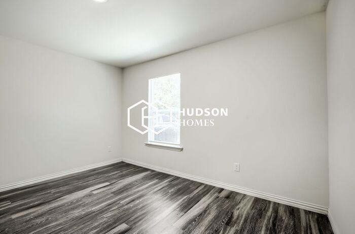 405 S 15th St #A - Photo 7 of 14