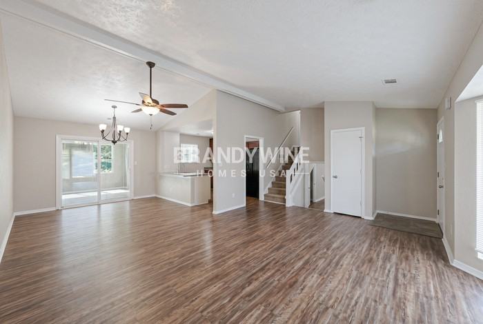 6162 Dana Ct - Photo 7 of 22