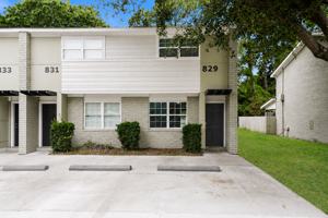 featured image of 829 Von Kolnitz Rd