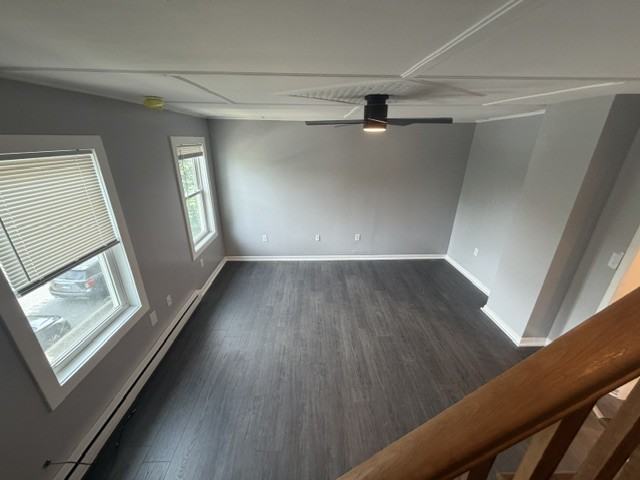 384 Norwich Ave - Photo 5 of 18