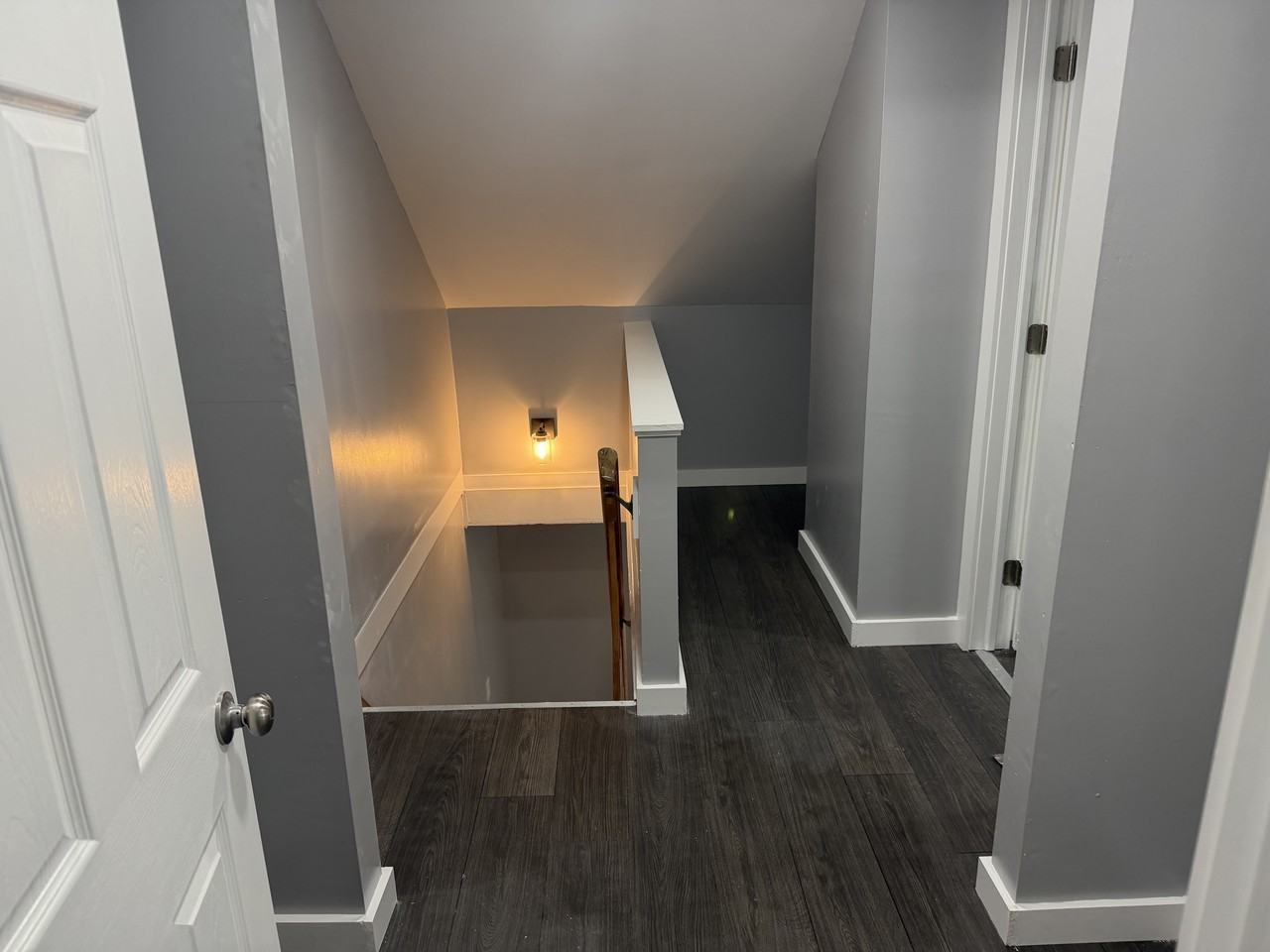 384 Norwich Ave - Photo 6 of 18