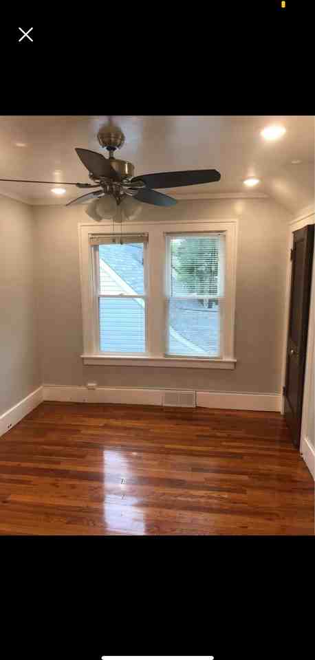 212 N Edgeworth Ave #2 - Photo 5 of 18