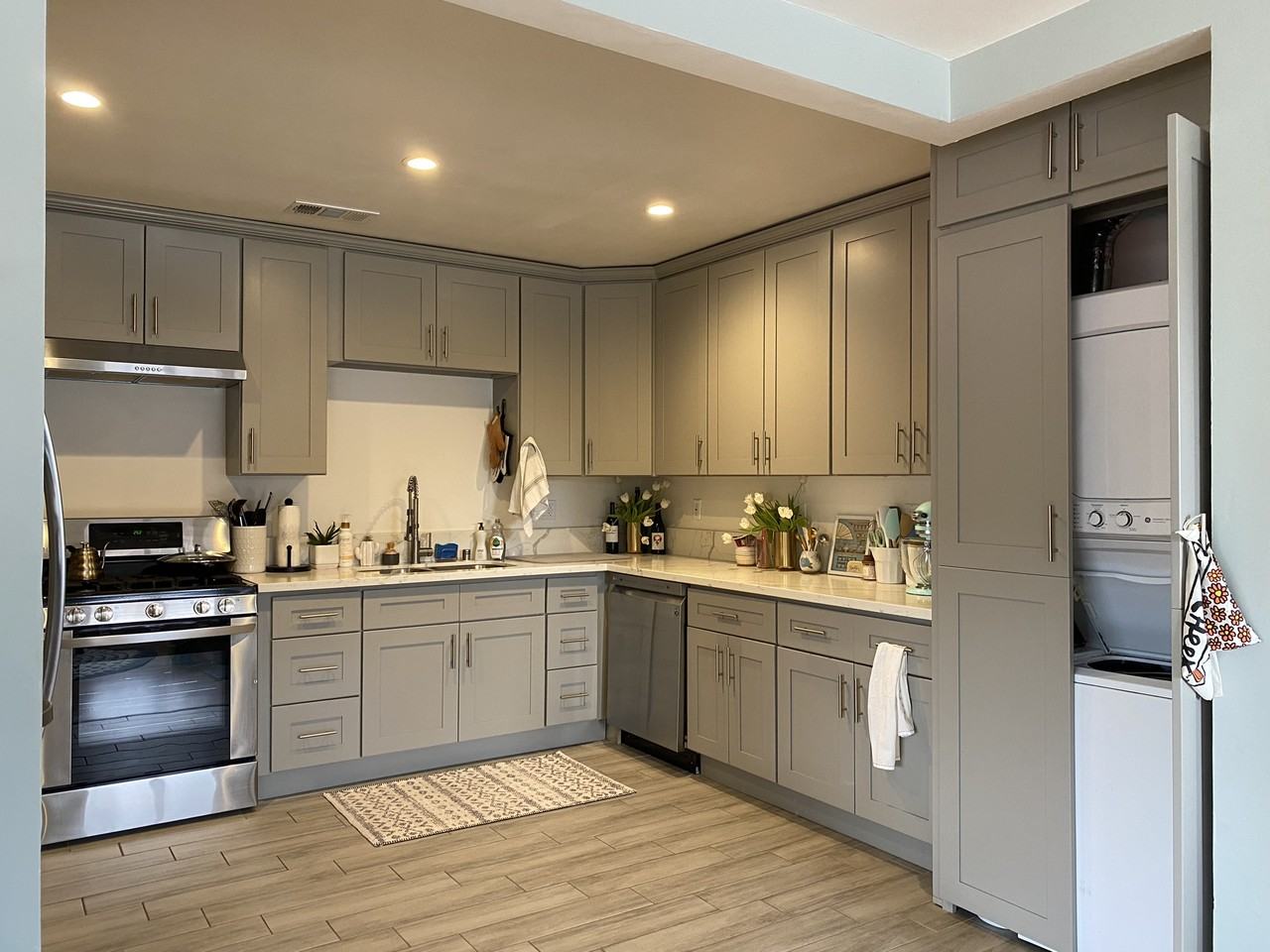 2111 E Bermuda St #5 - Photo 6 of 18