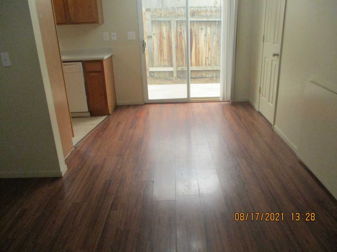 4039 Village Dr #4039 - Photo 5 of 10