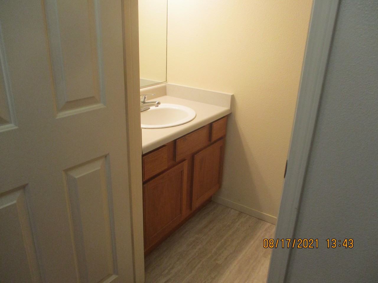 4039 Village Dr #4039 - Photo 6 of 10