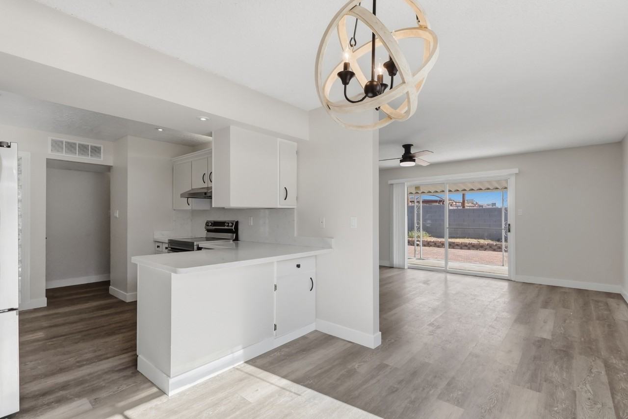 6452 Bristol Way #NA - Photo 5 of 15