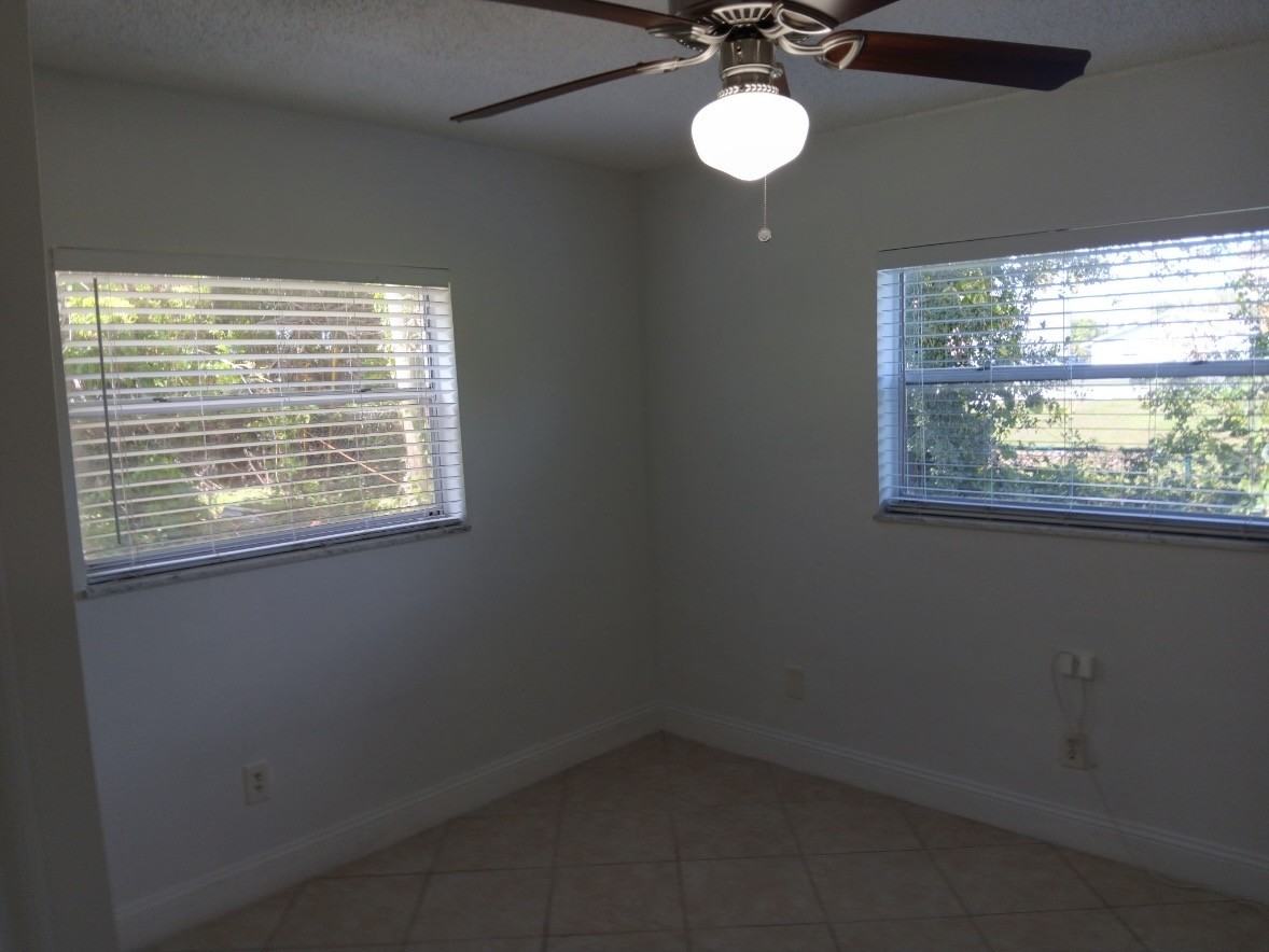 6551 Sw 46th St #2 - Photo 3 of 8