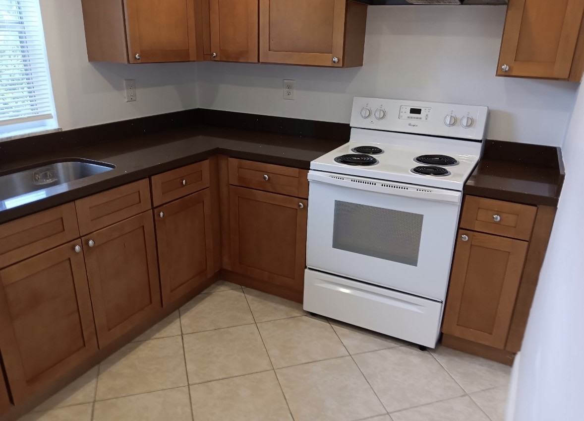 6551 Sw 46th St #2 - Photo 7 of 8