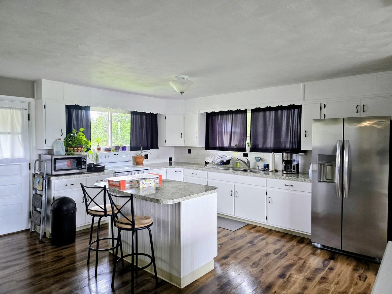2897 Southwestern Blvd #NA - Photo 3 of 12