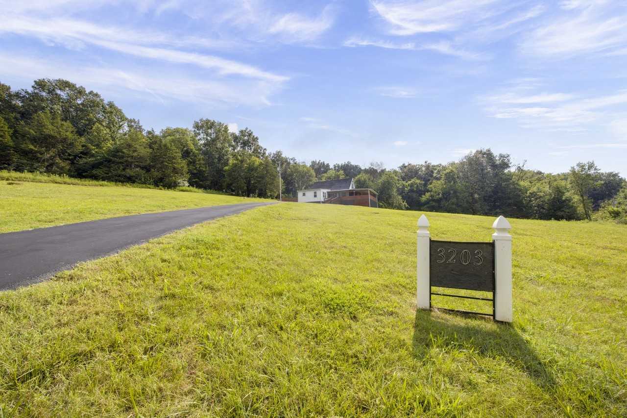 3203 Statesville Rd #NA - Photo 2 of 30