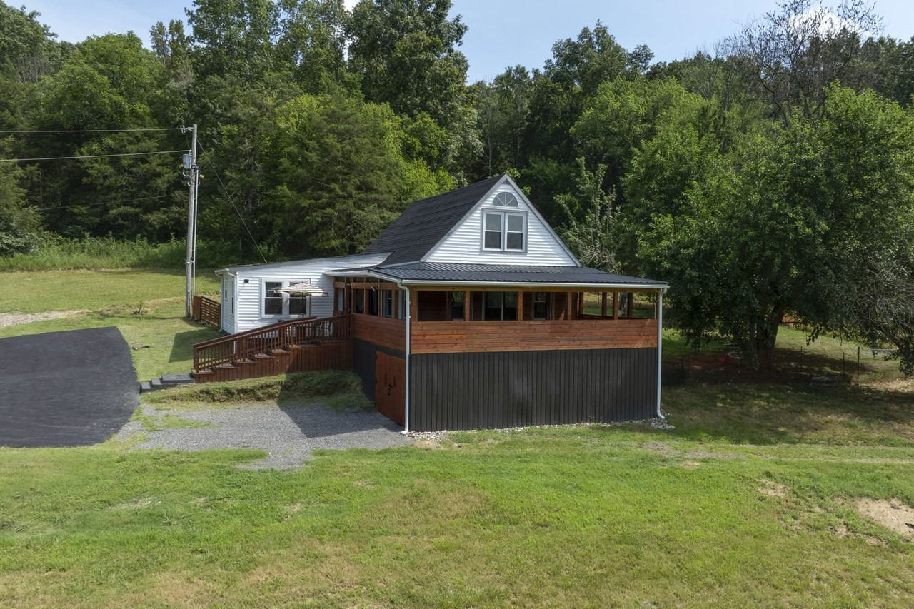 3203 Statesville Rd #NA - Photo 3 of 30
