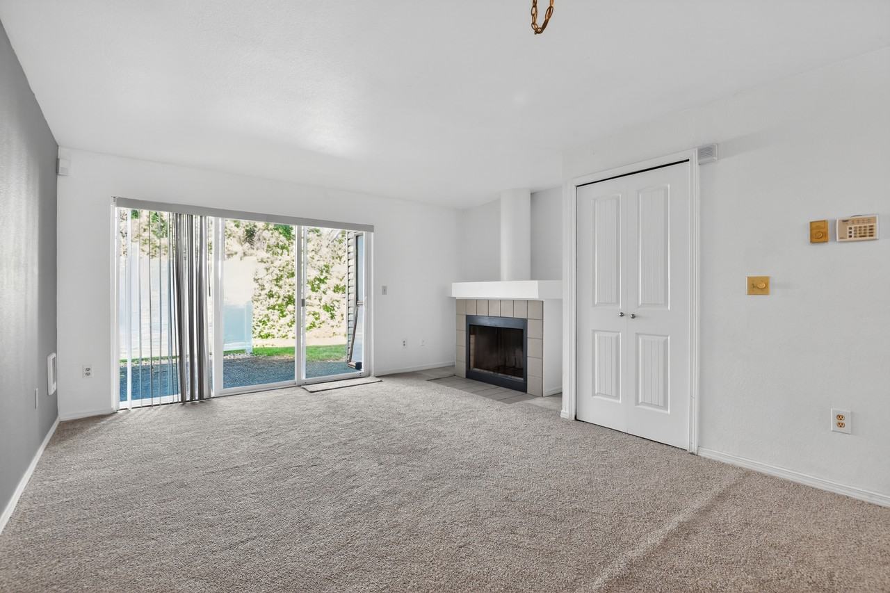 2100 S 336th St #P5 - Photo 5 of 20