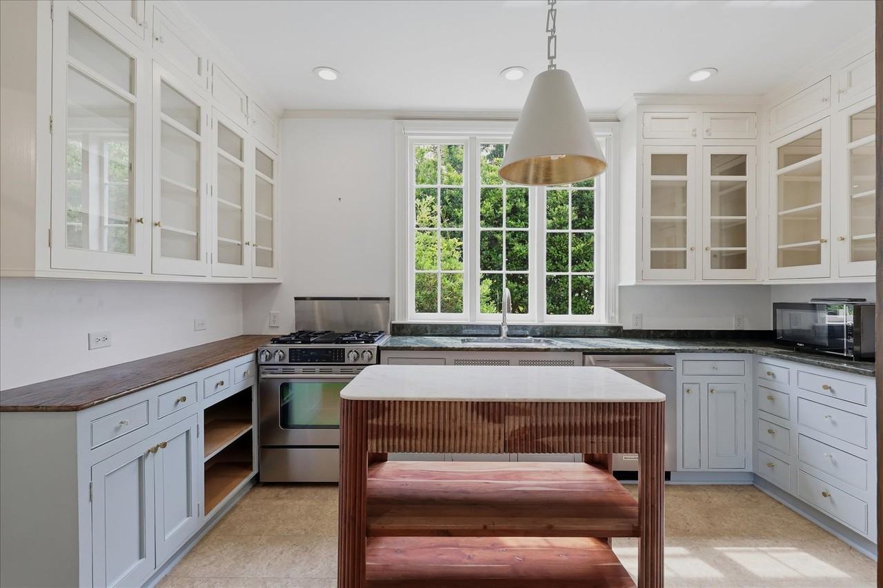 2318 Mimosa Pl #NA - Photo 6 of 41
