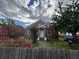 1013 S 5th Ave #NA - Photo 1 of 1