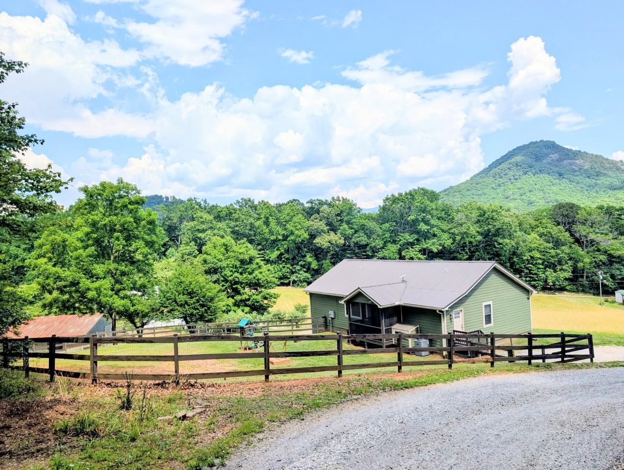 173 Buckhorn Trl #NA - Photo 2 of 50