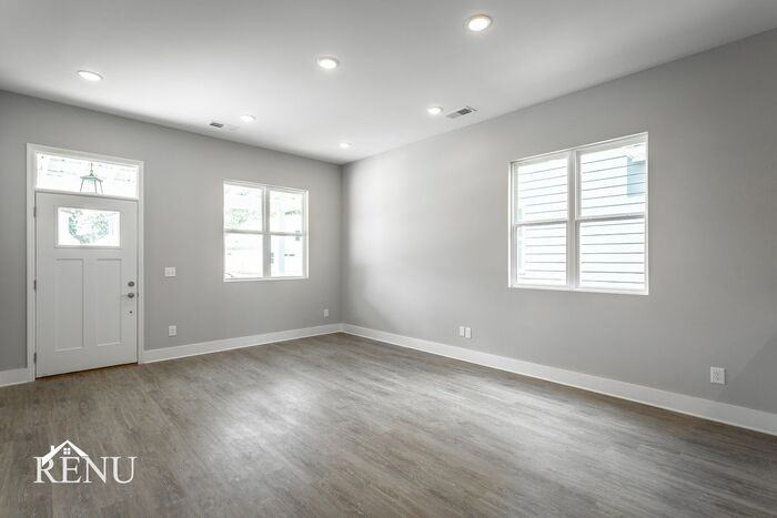 5365 Lynnland Ter - Photo 4 of 20