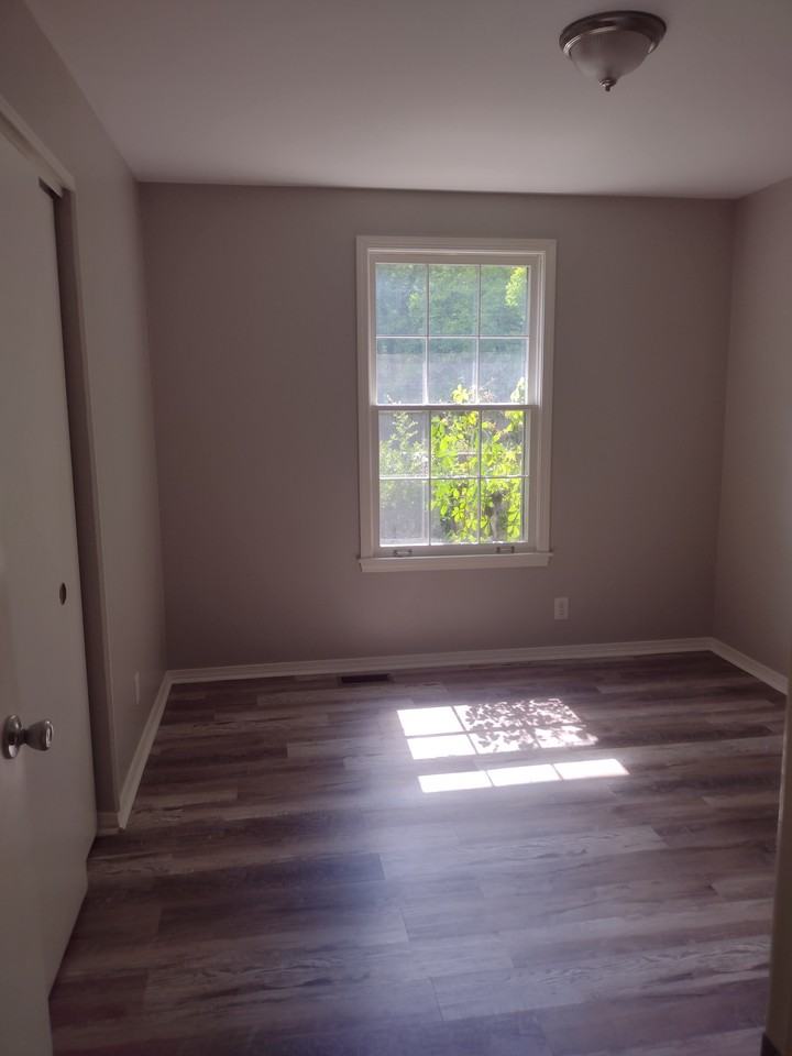 1307 Indian Springs Rd #NA - Photo 7 of 20