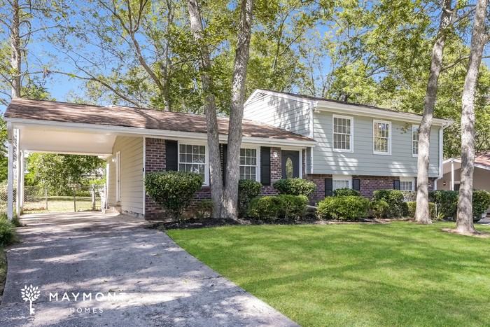 5749 Wesson Dr - Photo 6 of 14