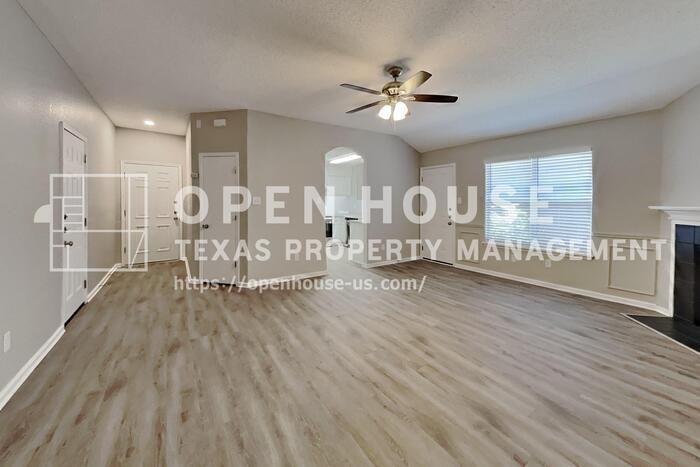 649 Blueberry Hill Ln - Photo 4 of 21