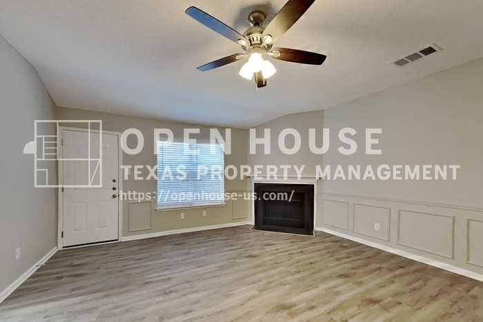 649 Blueberry Hill Ln - Photo 5 of 21