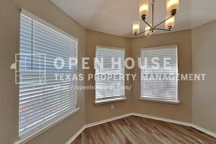 649 Blueberry Hill Ln - Photo 7 of 21