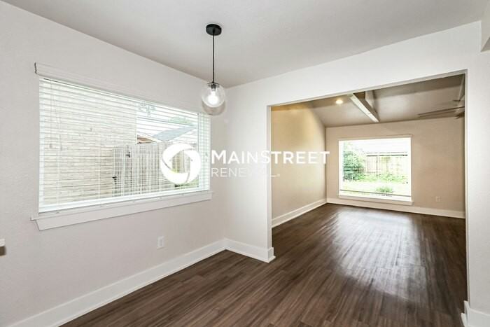 4614 Cloudmount Dr - Photo 5 of 17