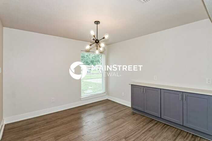 4614 Cloudmount Dr - Photo 6 of 17