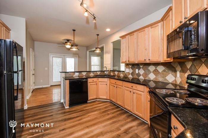 25 N Village Cir - Photo 7 of 13