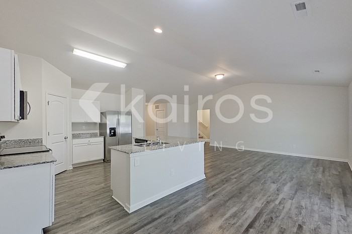 1164 Silvertrace Dr - Photo 6 of 26