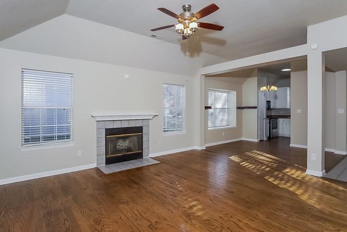 108 Turnbrook Dr Sw - Photo 6 of 17