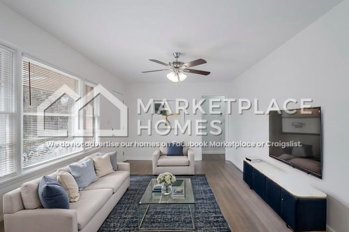 4236 Glenhaven Dr - Photo 3 of 22
